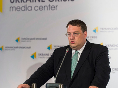 Советник главы МВД Геращенко: "Донбассу" дадут тяжелое вооружение