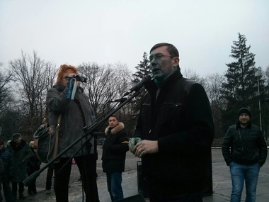МВД отчиталось о задержании хулиганов, обливших Луценко зеленкой