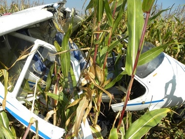 В Черниговской области упал легкомоторный самолет, пилот погиб