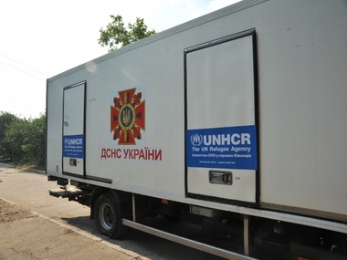 Спасатели доставили более 2 тыс. тонн гуманитарной помощи на восток Украины