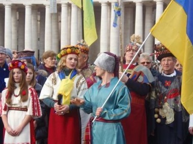 В Ватикане украинцы устроили "Рождественский Евромайдан" с "жидом", "Иродом" и "беркутовцами"