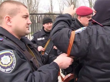 СМИ: В Луганске террористы "набирают" сотрудников МВД для работы в "милиции ЛНР"