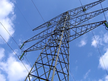 ДТЭК: В Донецкой области без электроснабжения остаются 88 населенных пунктов