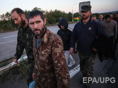 Порошенко: Из плена освобождено еще 10 бойцов