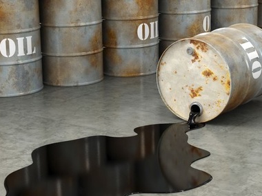 Немцов: Падение нефти продолжается три месяца подряд. Уже $96 за баррель