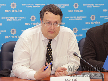 Советник Авакова Геращенко: До конца года для военных купят еще 300 КрАЗов
