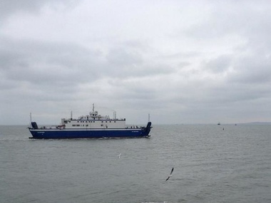 В порту "Крым" в очереди на переправу ожидают 1200 машин