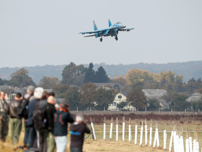 Крушение Су-27 в Винницкой области. Истребитель принадлежал бригаде тактической авиации из Миргорода – Воздушные силы
