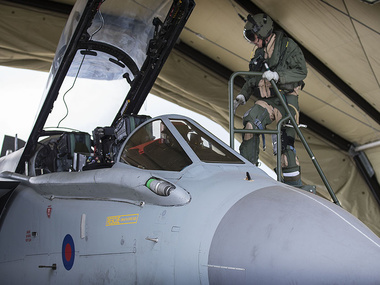 Министерство обороны Великобритании: Королевские ВВС готовы к атаке на Ирак