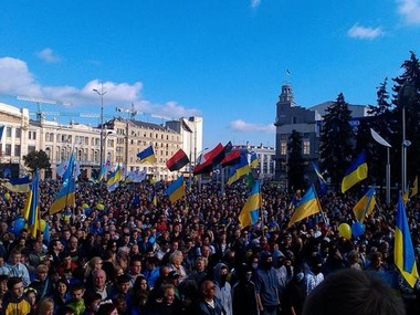 Акция "Харьков – это Украина" собрала несколько тысяч человек. Фоторепортаж