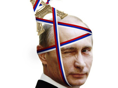 На Неделе моды в Париже немецкая марка Talbot Runhof представила футболки с изображением Путина. Фоторепортаж
