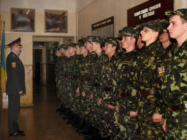 В школах Прикарпатья введут курс военной подготовки