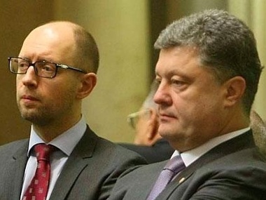 СМИ: Иностранные инвесторы набросились на Порошенко и Яценюка с вопросами