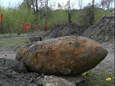 В Харьковской области нашли и обезвредили авиабомбу весом 250 кг
