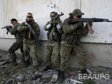 СМИ: В Мариуполе при перестрелке между диверсантами и украинскими военными ранены четыре человека