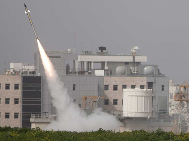Израиль атаковал сектор Газа в ответ на палестинский обстрел