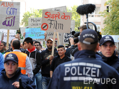 В Германии заподозрили в связях с "Исламским государством" 200 человек