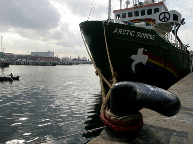 Активист Greenpeace: Россияне стреляли в нас на Баренцевом море