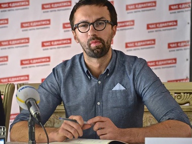 Журналист Лещенко: Парламентские фракции доплачивают депутатам по $5–10 тыс. в месяц