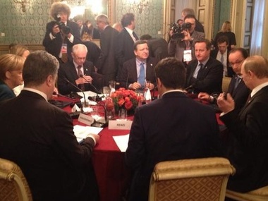 В Милане стартовали переговоры Путина и Порошенко