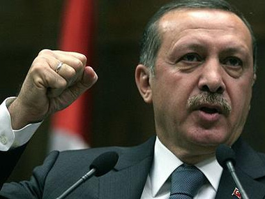 В Турции из-за коррупционного скандала уволили около 350 полицейских