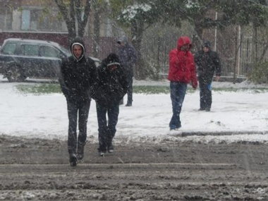 Непогода обесточила 226 населенных пунктов в пяти областях Украины