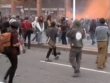 В Тулузе на юге Франции вторую неделю продолжаются уличные беспорядки