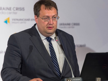 Антон Геращенко: Милиция открыла более 400 дел по нарушениям на выборах