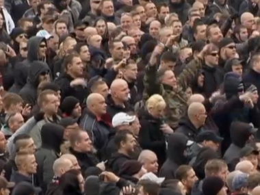 В немецком Ганновере на акцию ультраправых против салафитов вышли 3 тысячи человек