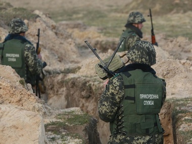 Госпогранслужба: Россия продолжает перемещать и концентрировать войска у украинской границы