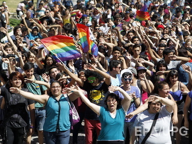 В Аргентине и Чили состоялись многочисленные гей-парады 