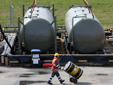 Нефтяная корзина ОПЕК обвалилась почти на $2 до нового четырехлетнего минимума