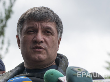 Аваков попросит Порошенко демобилизовать солдат-срочников внутренних войск