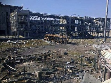 Под Донецким аэропортом погибли двое бойцов "Правого сектора"
