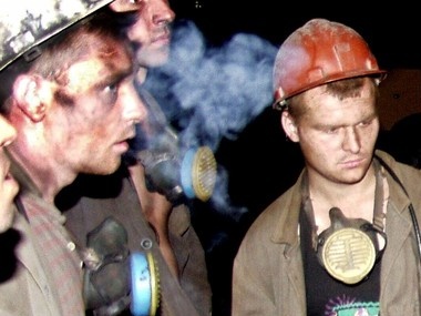 В Донецке в шахте из-за обстрела застряли 328 горняков
