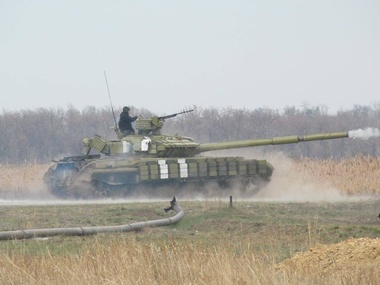 Минобороны: Украинский наводчик-оператор танка Т-64Б уничтожил пять вражеских танков Т-72 и Т-64