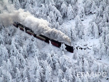 "Укрзалізниця" назначила пять дополнительных поездов на время праздников