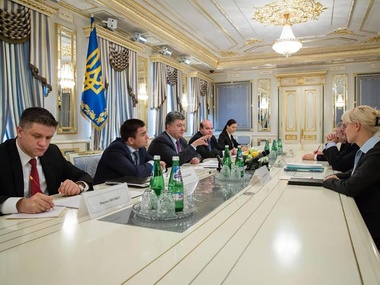 Порошенко попросил у Европейского инвестиционного банка денег для Луганской и Донецкой областей