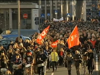 В Кельне 15 тыс. человек вышли на митинг против нацизма