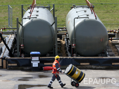 Нефтяная корзина ОПЕК рухнула ниже $56 за баррель