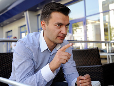 Журналист Гнап: "Укроборонпром" покупает тепловизоры у американской фирмы, связанной с окружением Януковича