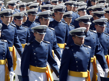 Десятки офицеров ВВС США отстранены за списывание