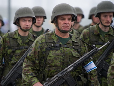 В Эстонии планируют увеличить количество женщин в вооруженных силах