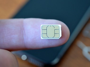Мобильные операторы: Закон Колесниченко-Олейника активизирует черный рынок сим-карт