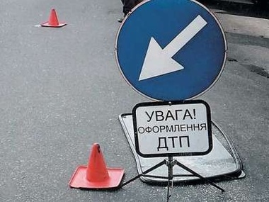 Неизвестные не дают автомайдановцам выехать к резиденции Януковича в Донецке