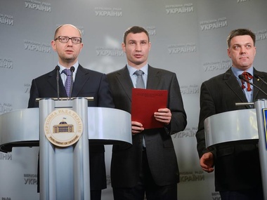 План действий от оппозиции: Народная Рада, отставка Януковича и новая Конституция