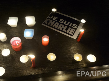 Французские СМИ пообещали сохранить Charlie Hebdo