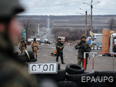 СНБО: Движение по линии Донецк &ndash; Мариуполь ограничено из-за обстрелов боевиков