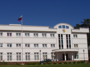Одесситы требуют закрыть Генеральное консульство России