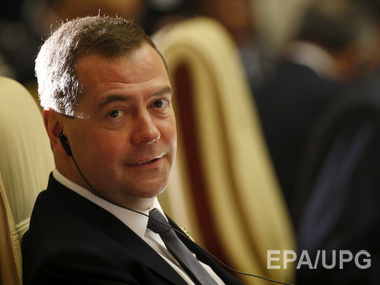 Медведев об Украине: Нам нужен живой партнер. Но долги надо платить